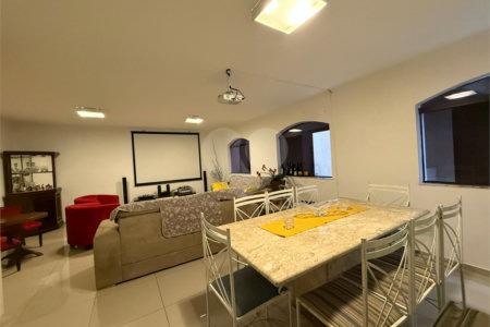 Sobrado à venda com 3 quartos, sendo 1 suíte, em Tucuruvi, São Paulo, SP