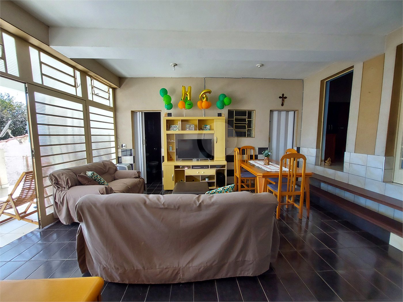 Casa à venda com 5 quartos, sendo 1 suíte, em Santa Claudina, Vinhedo, SP
