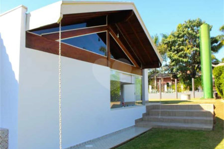 Casa à venda com 5 quartos, sendo 3 suítes, no condomínio Residencial Vale das Laranjeiras, Indaiatuba - SP