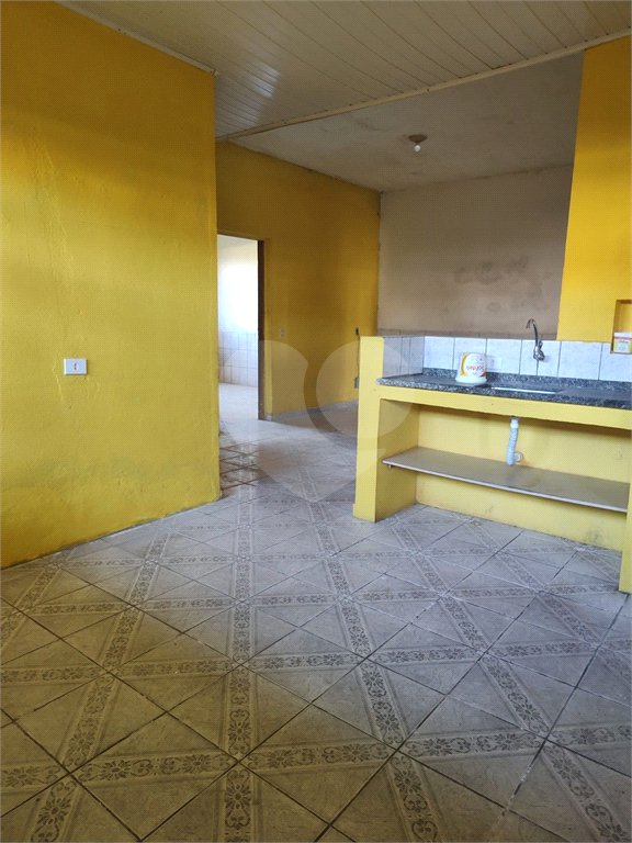 Casa à venda com 2 quartos em Jardim Margarida, Mogi das Cruzes, SP