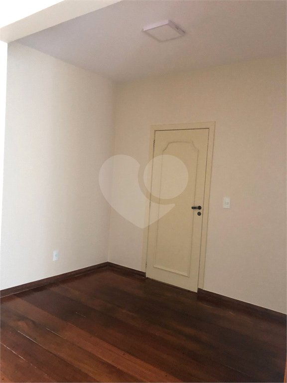 Casa à venda com 5 suítes no condomínio Alpes da Cantareira, Mairiporã - SP
