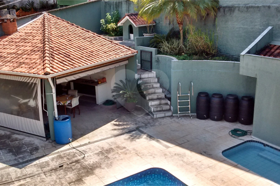 Casa à venda com 5 quartos, sendo 2 suítes, em Horto Florestal, São Paulo, SP