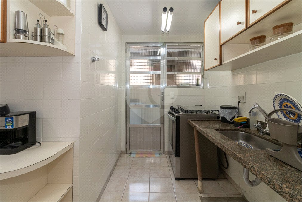 Apartamento à venda com 2 quartos em Moema, São Paulo, SP