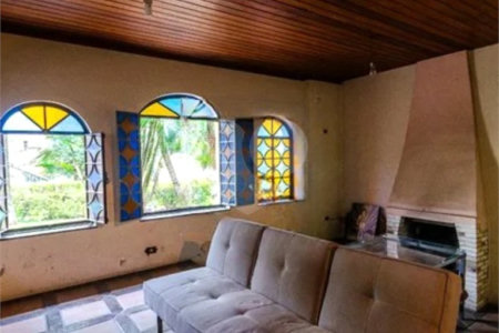 Casa à venda ou para alugar com 4 suítes em Vila Comercial, São Paulo, SP