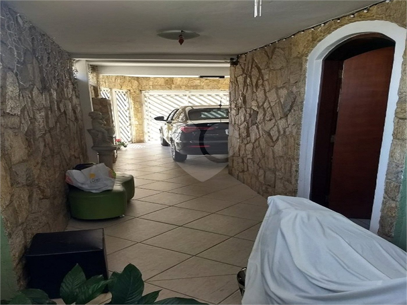 Casa à venda com 3 quartos, sendo 1 suíte, em Vila Galvão, Guarulhos, SP