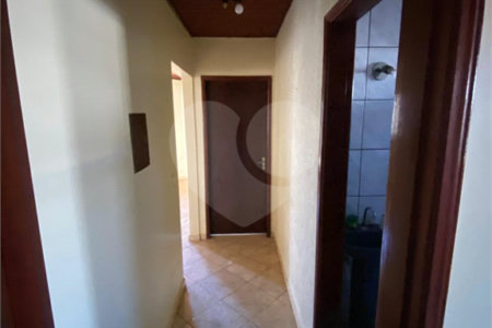 Casa à venda com 2 quartos, sendo 1 suíte, em Vila Renô, Ponta Porã, MS
