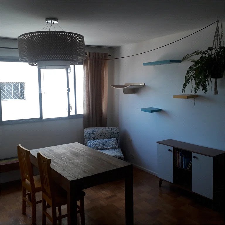 Apartamento à venda com 2 quartos em Vila Cordeiro, São Paulo, SP