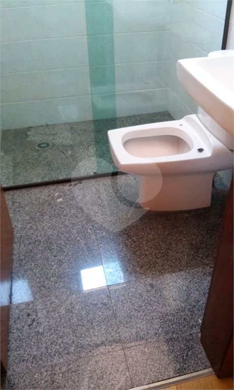 Sobrado à venda com 4 suítes em Vila Carrão, São Paulo, SP