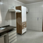 Apartamento à venda com 3 quartos, sendo 1 suíte,  em Vila Lavínia, Mogi das Cruzes, SP