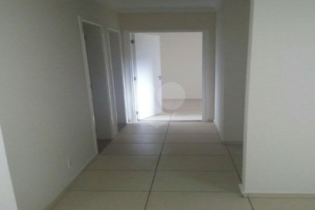 Apartamento à venda com 3 quartos, sendo 1 suíte,  em Jardim Luísa, São Paulo, SP
