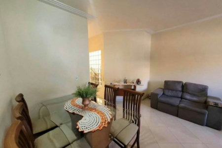 Casa à venda com 3 quartos, sendo 1 suíte, em Jardim Nossa Senhora da Penha, Hortolândia, SP