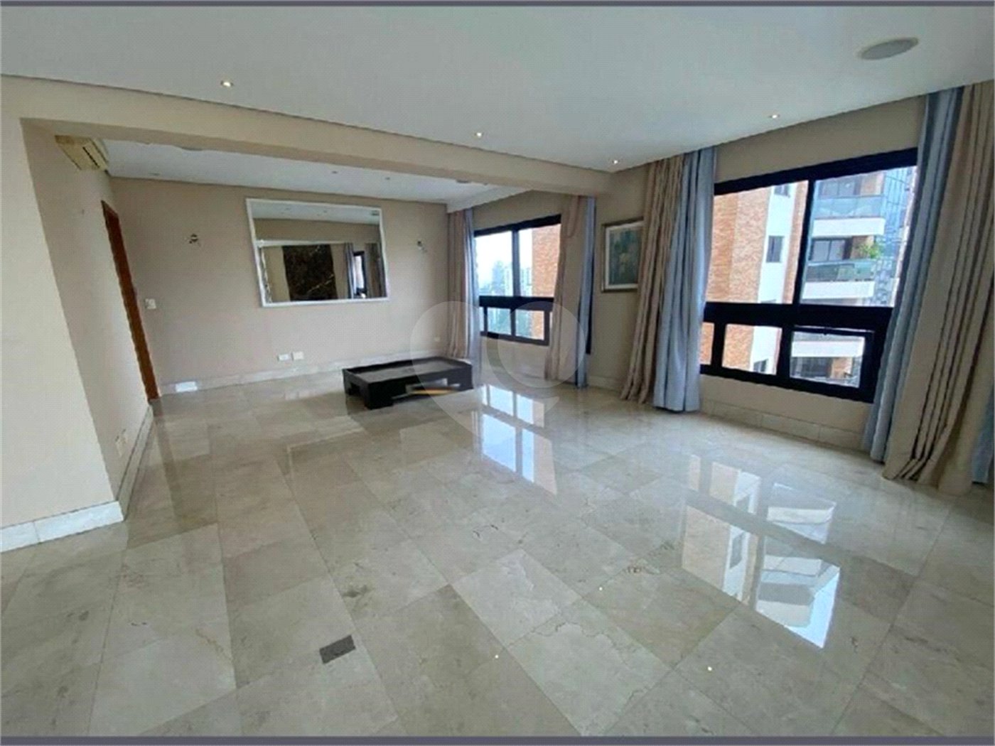 Apartamento à venda com 3 suítes em Vila Suzana, São Paulo, SP