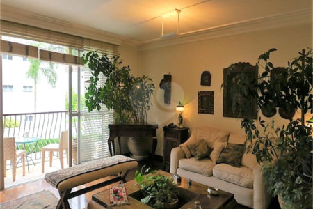 Apartamento à venda com 3 quartos, sendo 1 suíte,  em Real Parque, São Paulo, SP