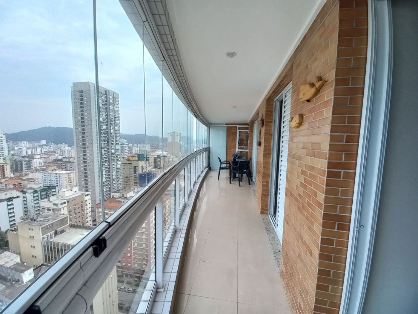 Apartamento com 2 dormitórios à venda, 99 m² por R$ 1.650.000,00 - Gonzaga - Santos/SP