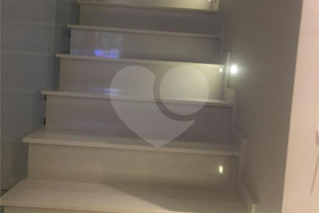 Apartamento à venda com 4 suítes em Vila Oliveira, Mogi das Cruzes, SP