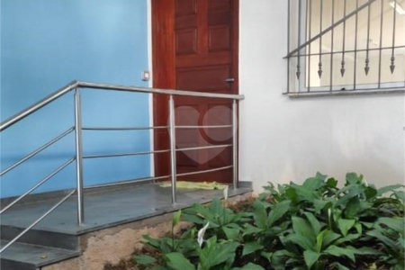 Sobrado à venda ou para alugar com 7 quartos, sendo 3 suítes, em Vila Mariana, São Paulo, SP
