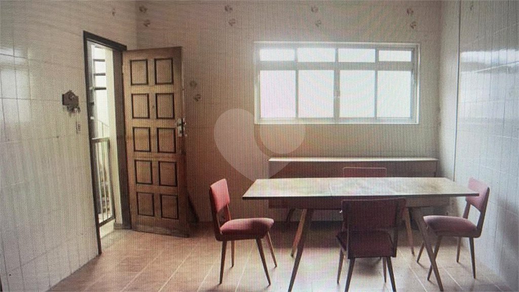 Casa à venda com 5 quartos, sendo 1 suíte, em Cidade Vargas, São Paulo, SP
