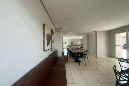 Apartamento à venda com 2 quartos, sendo 1 suíte, em Cidade dos Bandeirantes, São Paulo, SP