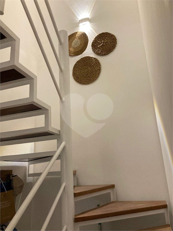 Duplex à venda com 2 quartos, sendo 1 suíte,  em Riviera, Bertioga, SP