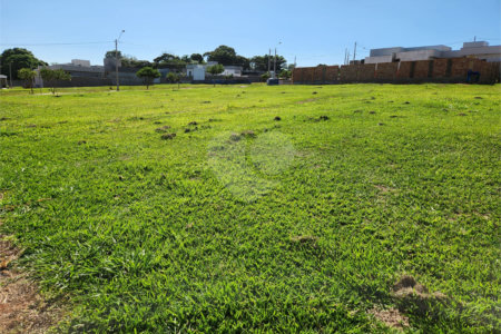 Terreno à venda em Residencial Volpi, Araraquara, SP