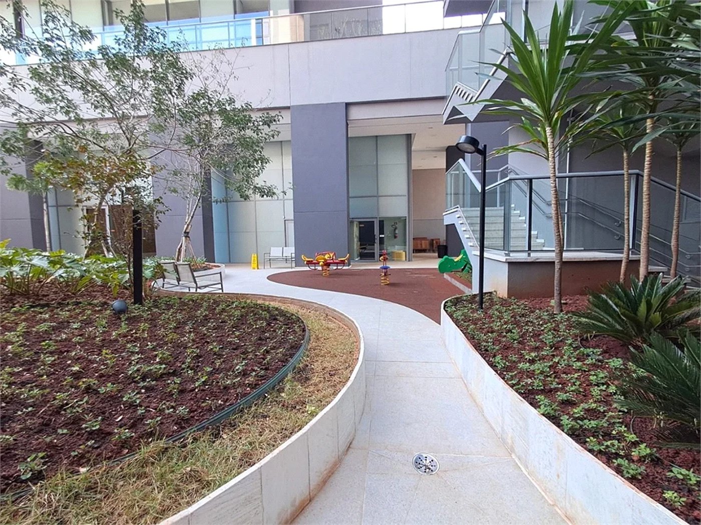 Apartamento à venda ou para alugar com 3 suítes em Água Branca, São Paulo, SP