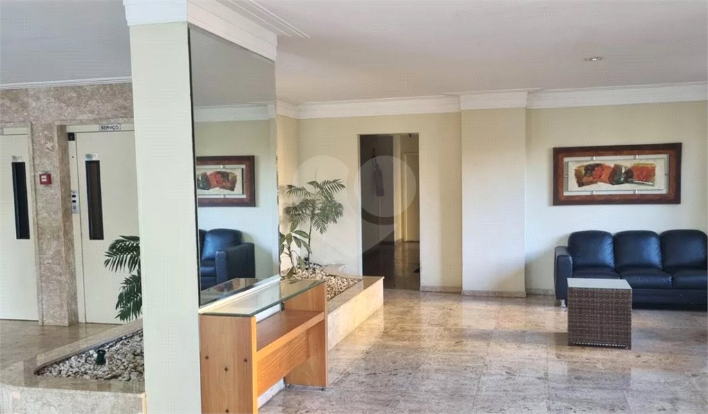 Apartamento à venda com 2 quartos em Parque Assunção, Taboão da Serra, SP
