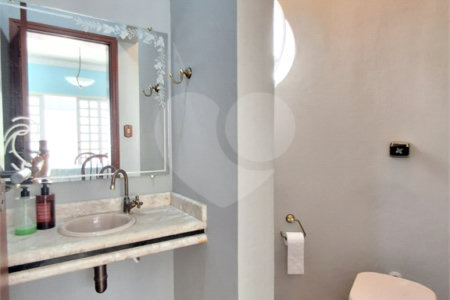 Casa à venda com 4 quartos, sendo 1 suíte, em Wanel Ville, Sorocaba, SP