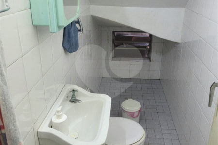 Sobrado à venda com 3 quartos em Vila Marari, São Paulo, SP