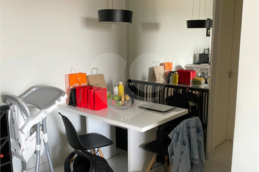 Apartamento à venda com 2 quartos, sendo 1 suíte, em Jardim Flor da Montanha, Guarulhos, SP