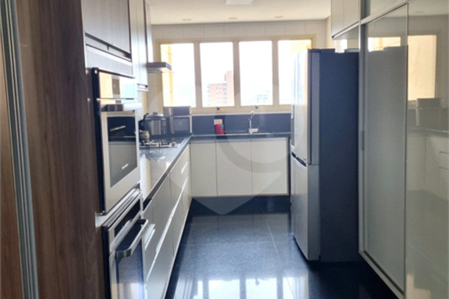 Apartamento à venda com 4 suítes em Santana, São Paulo, SP