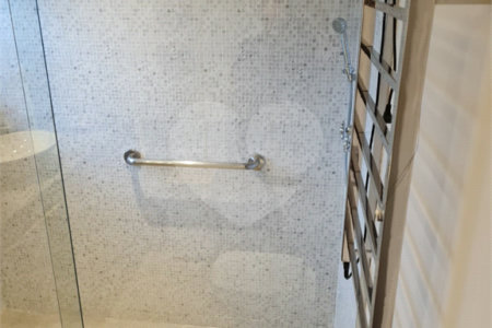 Apartamento à venda com 3 quartos, sendo 1 suíte,  em Jardim Ampliação, São Paulo, SP