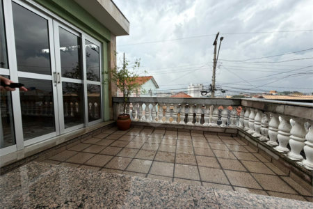 Sobrado à venda com 4 quartos, sendo 2 suítes, em Vila Medeiros, São Paulo, SP