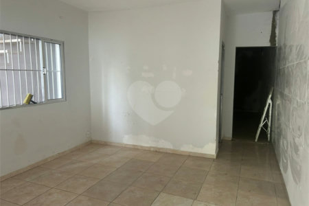 Casa para alugar com 1 quarto no condomínio Felipe Camarão, Poá - SP