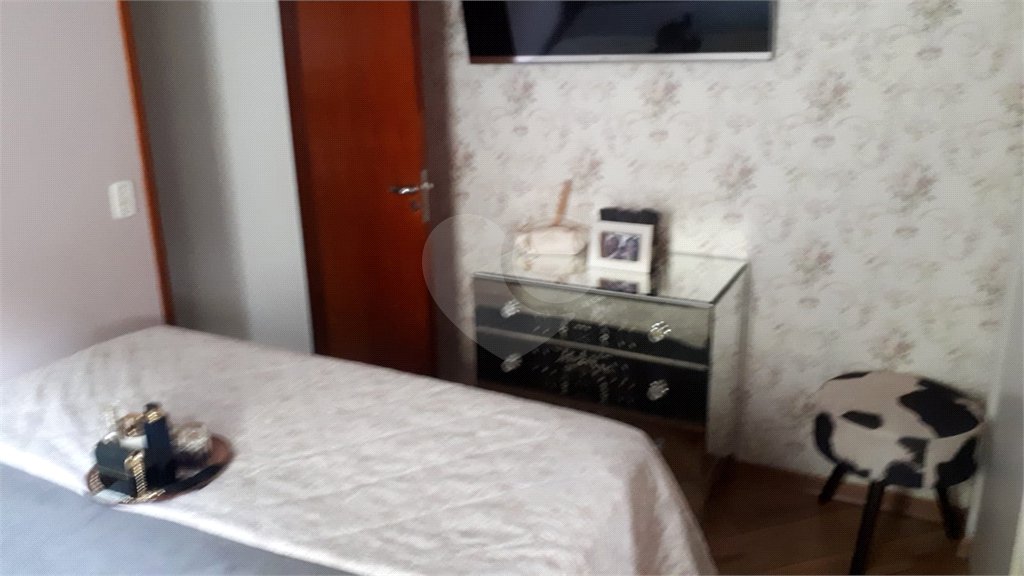 Casa à venda com 3 quartos, sendo 2 suítes,  em Vila Rosália, Guarulhos, SP
