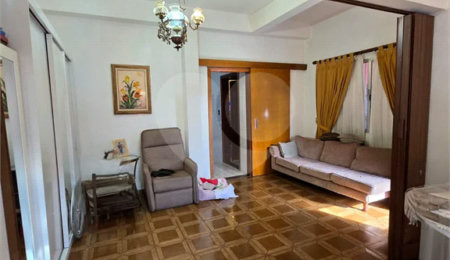 Sobrado à venda com 5 quartos, sendo 1 suíte,  em Vila Bonilha, São Paulo, SP