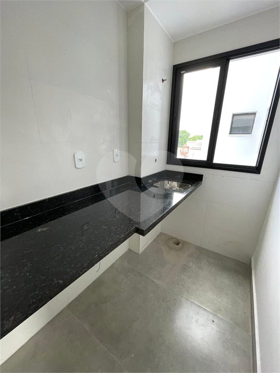Casa à venda com 3 quartos, sendo 1 suíte, no condomínio Residencial Calegari, São Paulo - SP