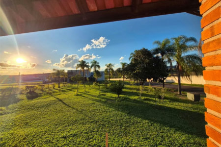 Chácara com 3 dormitórios à venda, 1200 m² por R$ 870.000,00 - Condomínio Ninho Verde II - Pardinho/SP