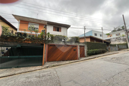 Sobrado à venda com 3 quartos, sendo 1 suíte, em Jardim Colombo, São Paulo, SP