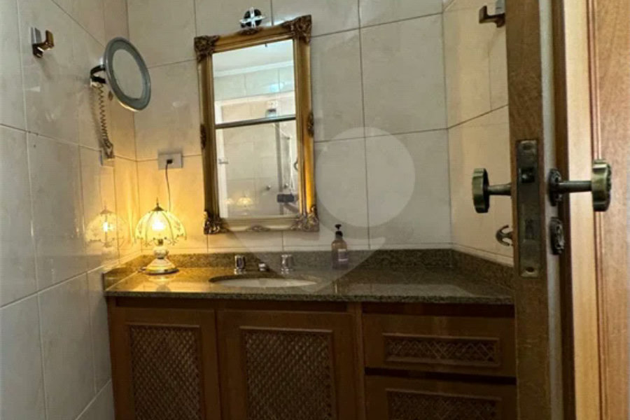 Apartamento à venda com 4 quartos, sendo 1 suíte, em Santana, São Paulo, SP
