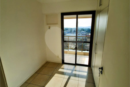 Apartamento à venda com 3 quartos, sendo 1 suíte, em Campo Grande, Rio de Janeiro, RJ