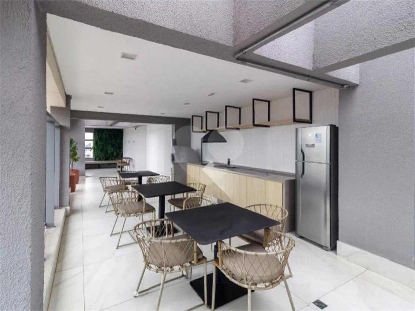Apartamento à venda com 2 suítes em Campo Belo, São Paulo, SP
