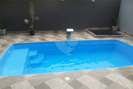 Casa para alugar com 4 suítes em Jardim Maristela, Atibaia, SP