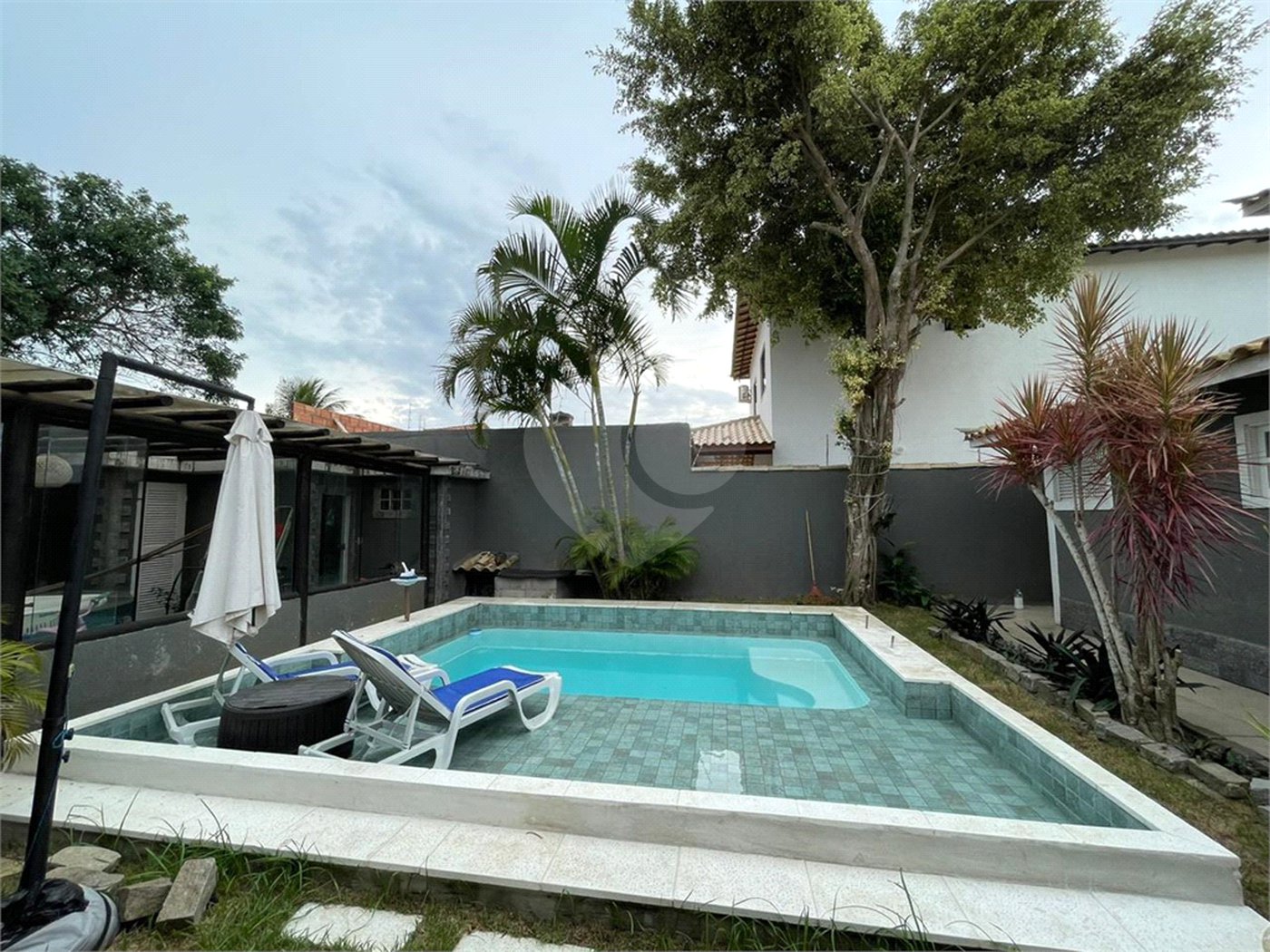 Casa à venda com 3 quartos, sendo 1 suíte,  em São José, Armação dos Búzios, RJ