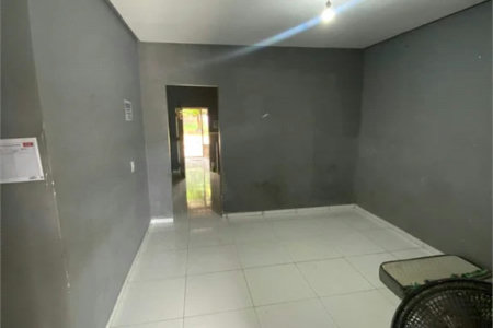 Casa à venda com 3 quartos no Centro, Balsas, MA
