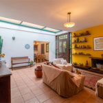 Casa à venda com 3 quartos, sendo 1 suíte,  no condomínio Jardim Hipico, São Paulo - SP