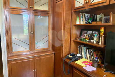Apartamento à venda com 4 quartos, sendo 3 suítes, em Vila Morumbi, São Paulo, SP