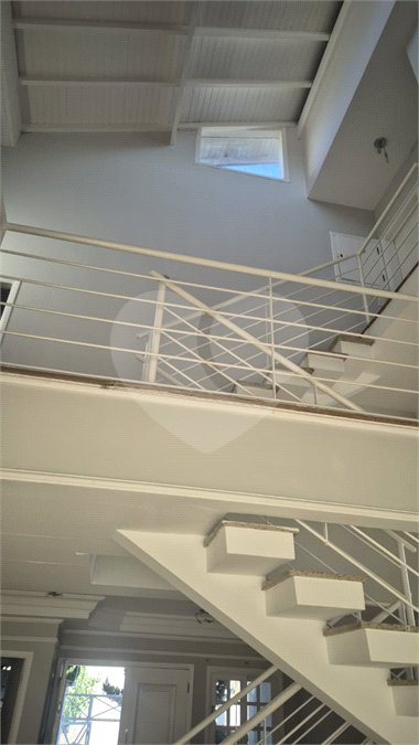 Sobrado à venda com 4 quartos, sendo 2 suítes, em Jardim Virginia Bianca, São Paulo, SP