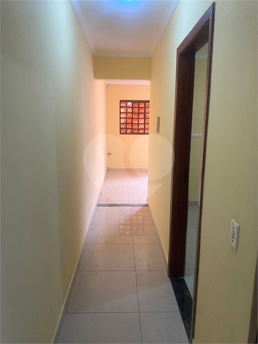 Casa à venda ou para alugar com 3 quartos, sendo 1 suíte,  em Parque Almerinda Pereira Chaves, Jundiaí, SP