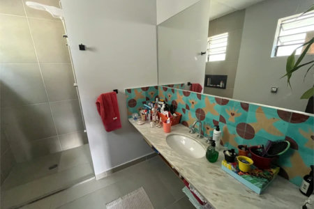 Sobrado à venda com 3 quartos, sendo 1 suíte, em Jardim das Vertentes, São Paulo, SP