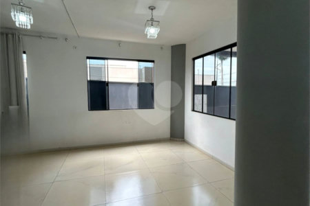 Casa à venda com 4 suítes em Jardim Ipanema, Ponta Porã, MS